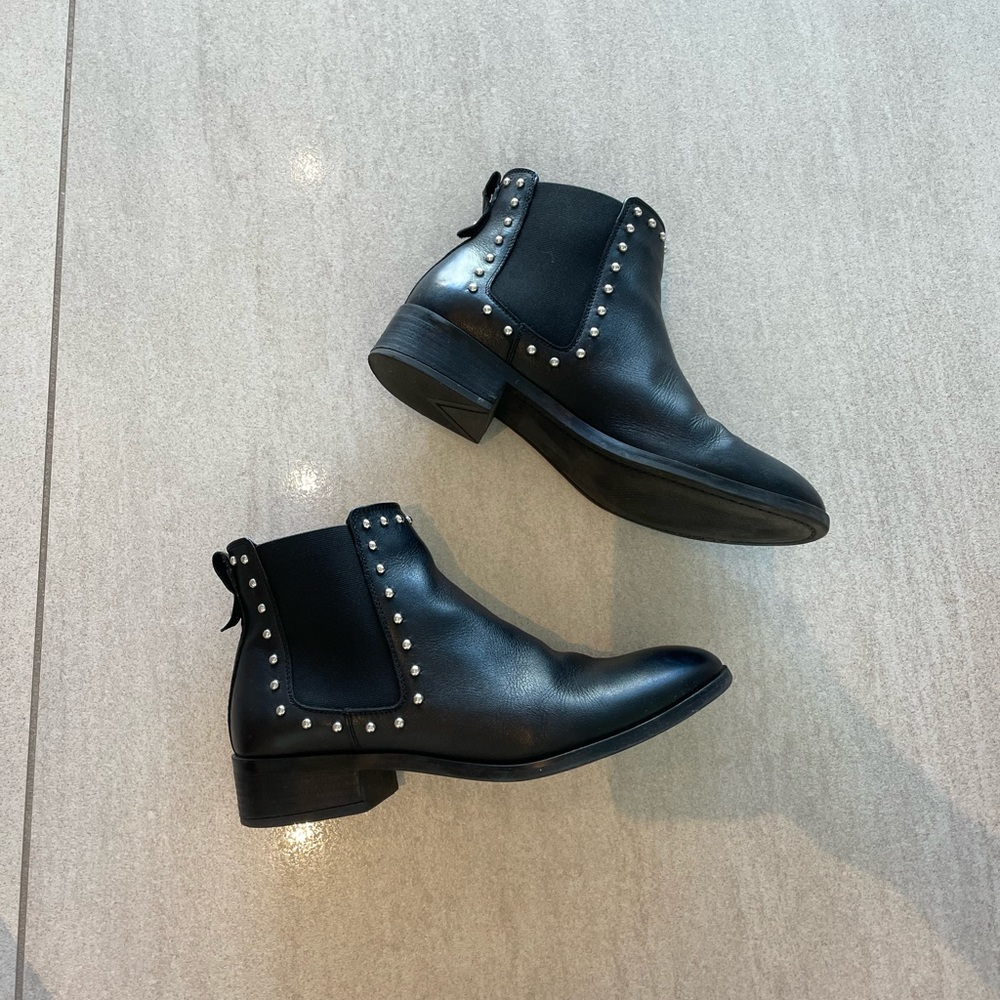 Black Aldo boots